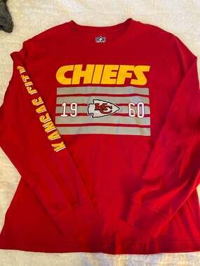 Kansas City Chiefs NFL G-III Men's Red Long Sleeve Graphic T-Shirt Size L